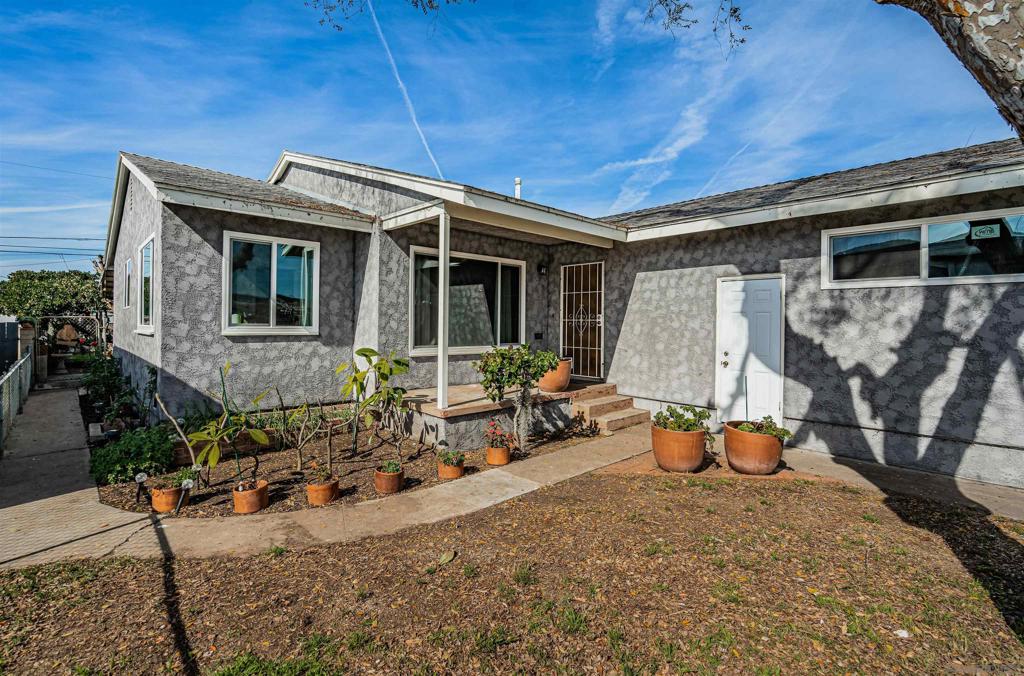 1552 Mary Lou St.