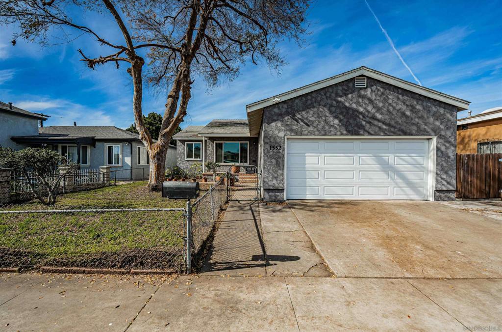 1552 Mary Lou St.