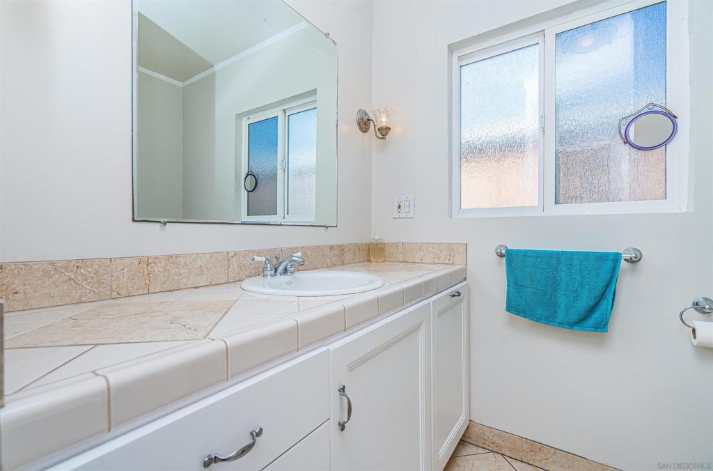 1552 Mary Lou St.