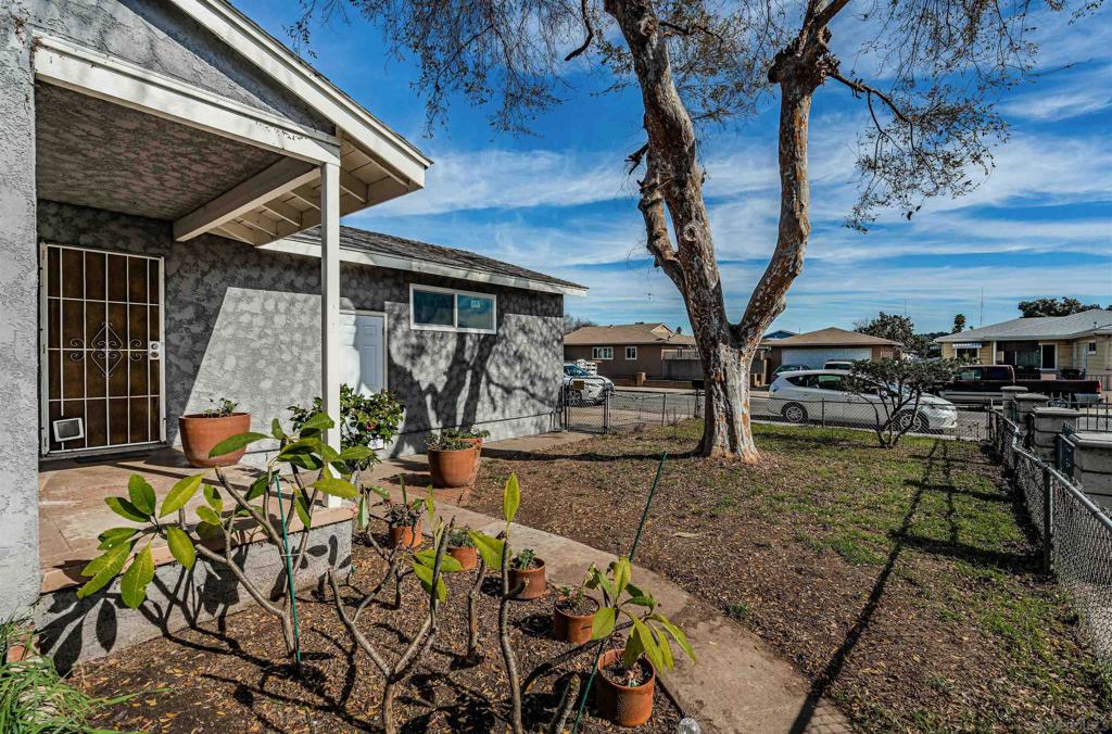 1552 Mary Lou St.