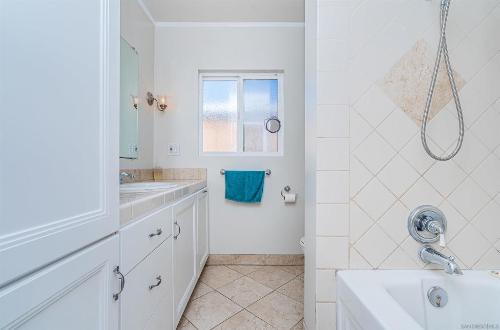 1552 Mary Lou St.