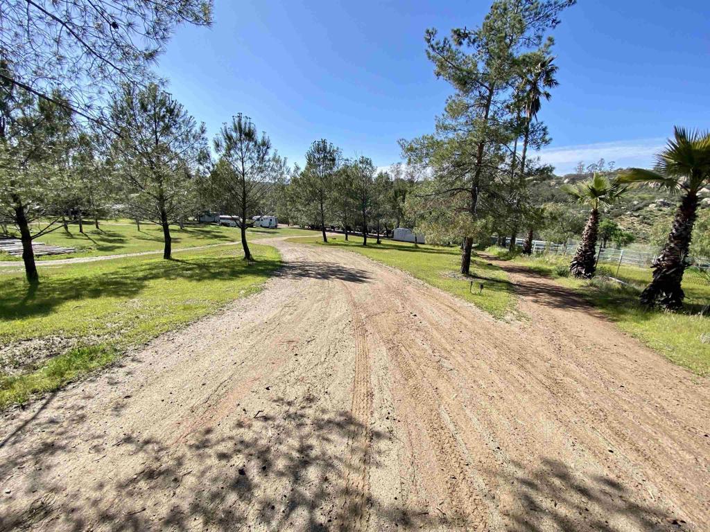 23251 Coyote Holler Rd.