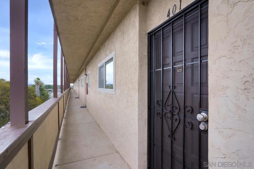 4041 Oakcrest Dr 401