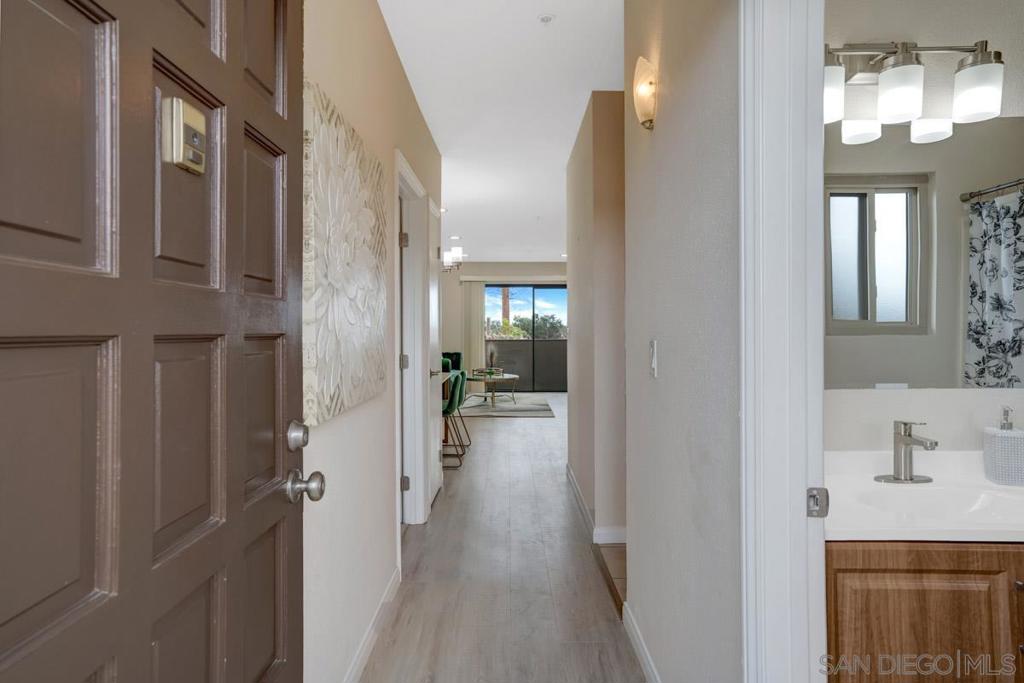 4041 Oakcrest Dr 401