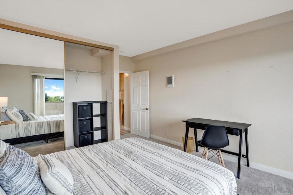 4041 Oakcrest Dr 401