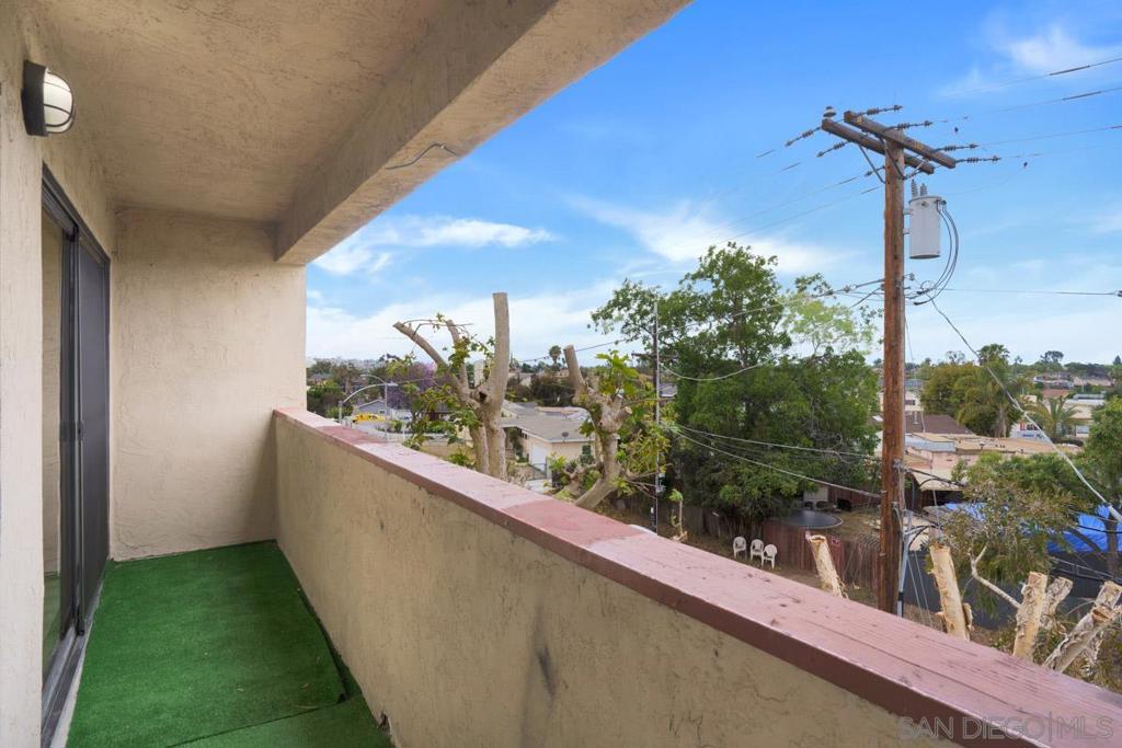 4041 Oakcrest Dr 401