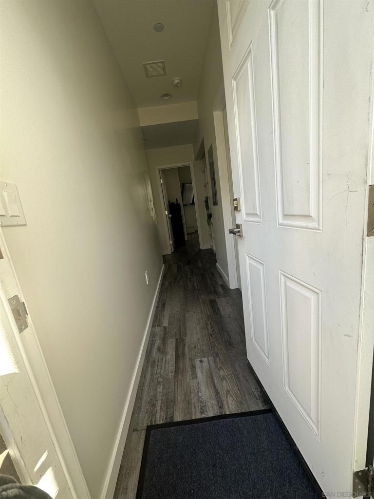 8057 La Mesa Blvd 201