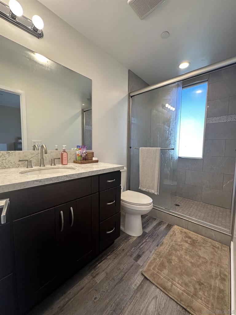 8057 La Mesa Blvd 201