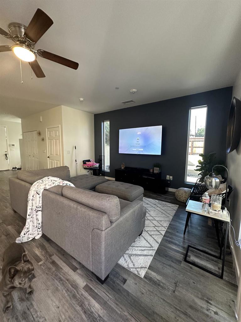 8057 La Mesa Blvd 201