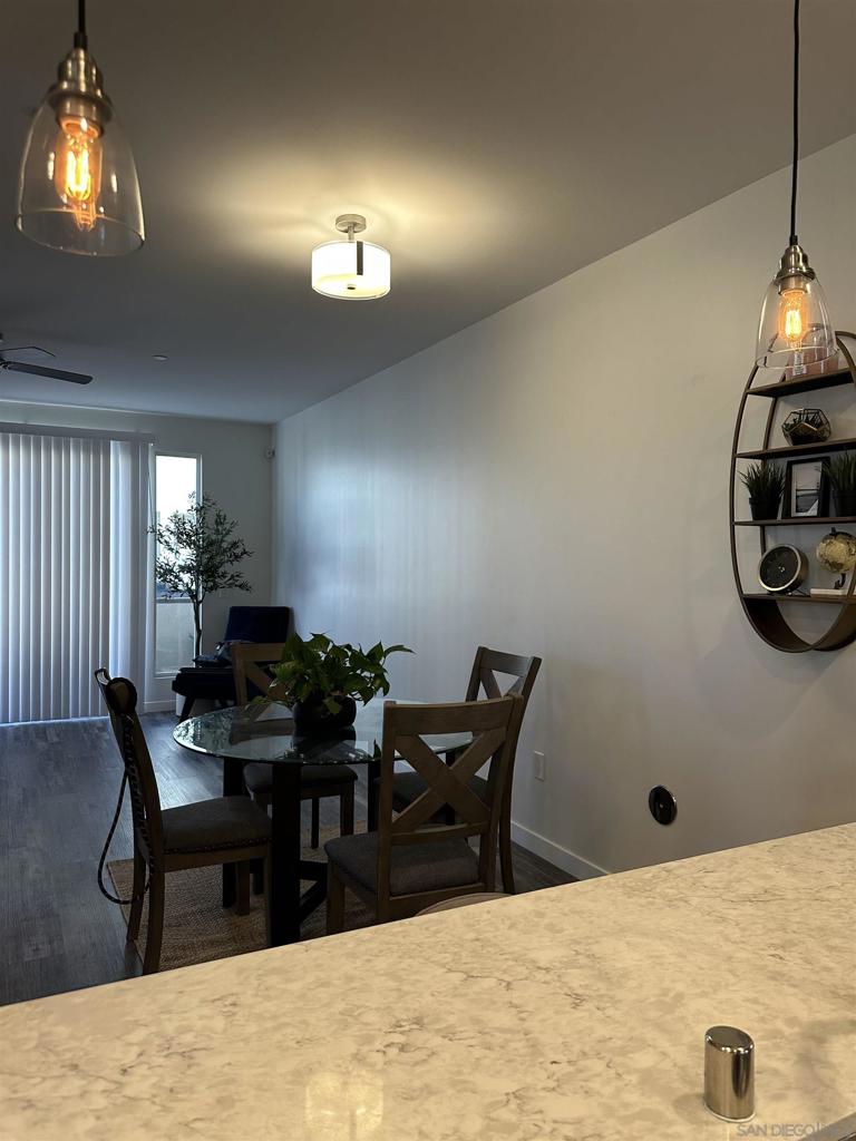 8057 La Mesa Blvd 201