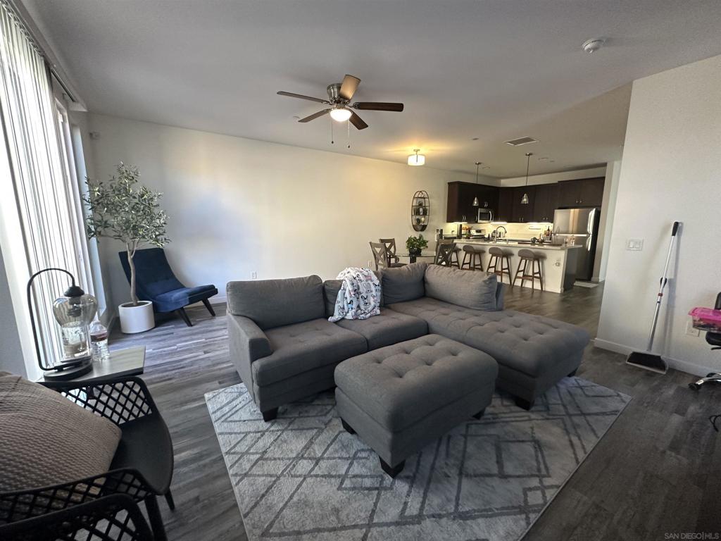 8057 La Mesa Blvd 201