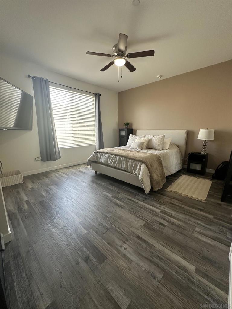 8057 La Mesa Blvd 201