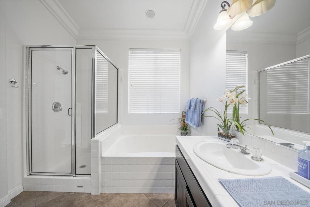 5001 Avocado Park Way