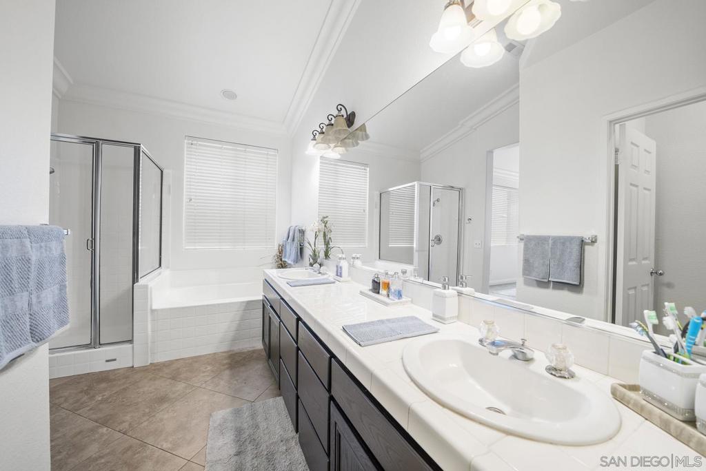 5001 Avocado Park Way