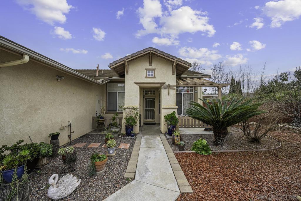 5001 Avocado Park Way