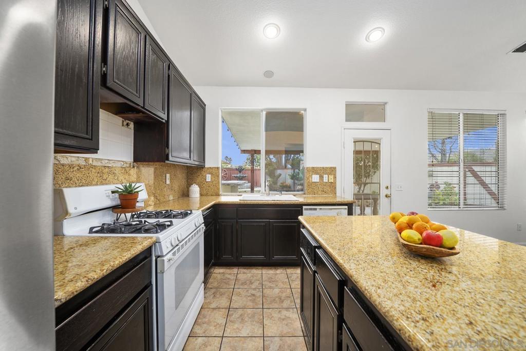 5001 Avocado Park Way