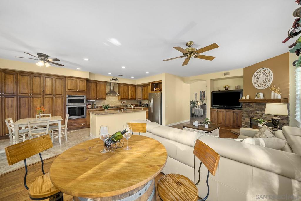 41453 Temeku Dr.