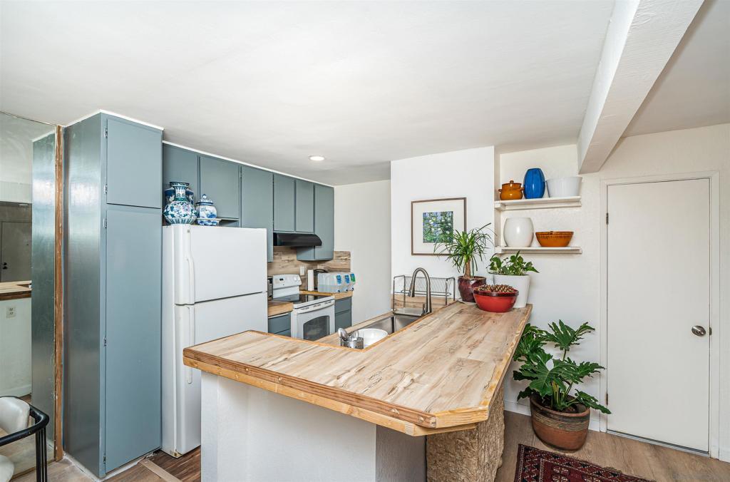 9169 Village Glen Dr 162