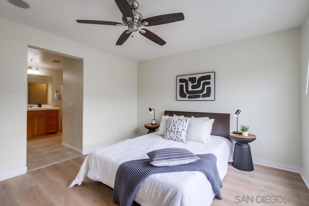 8728 Esplanade Park Ln