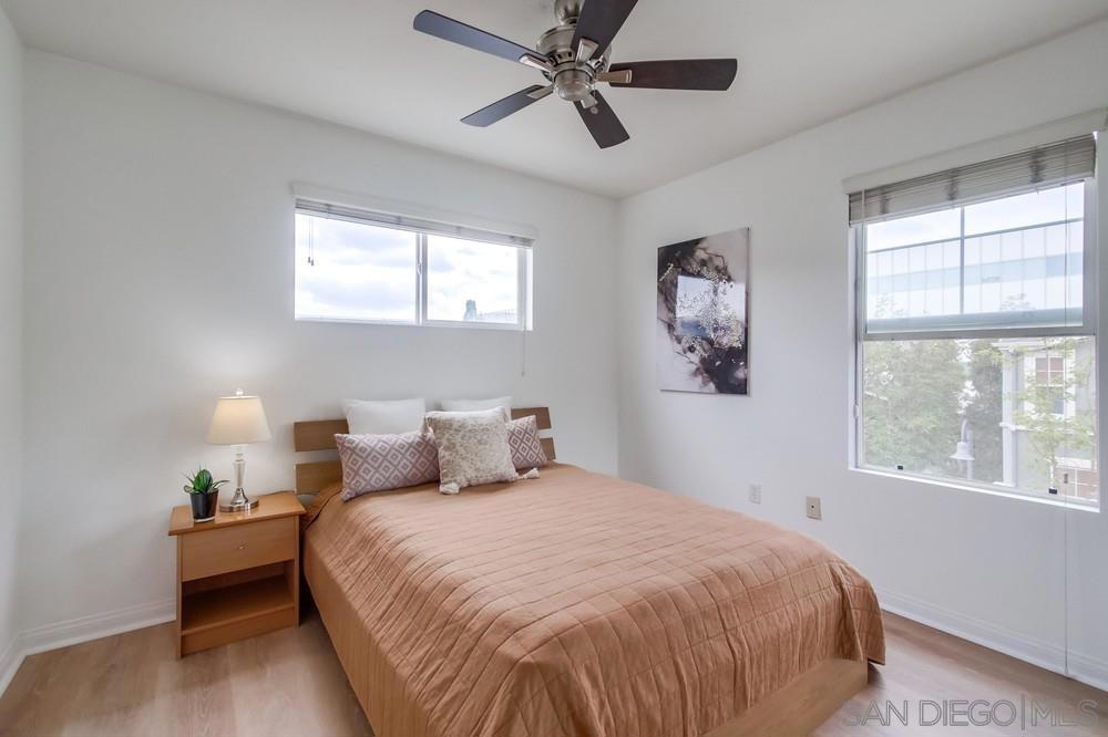 8728 Esplanade Park Ln