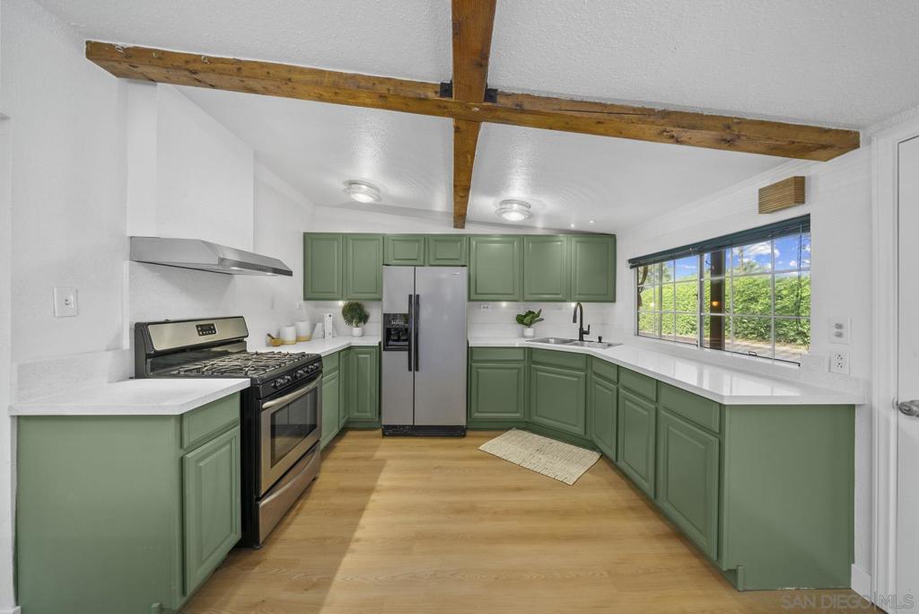 9627 1/2 Los Coches Rd