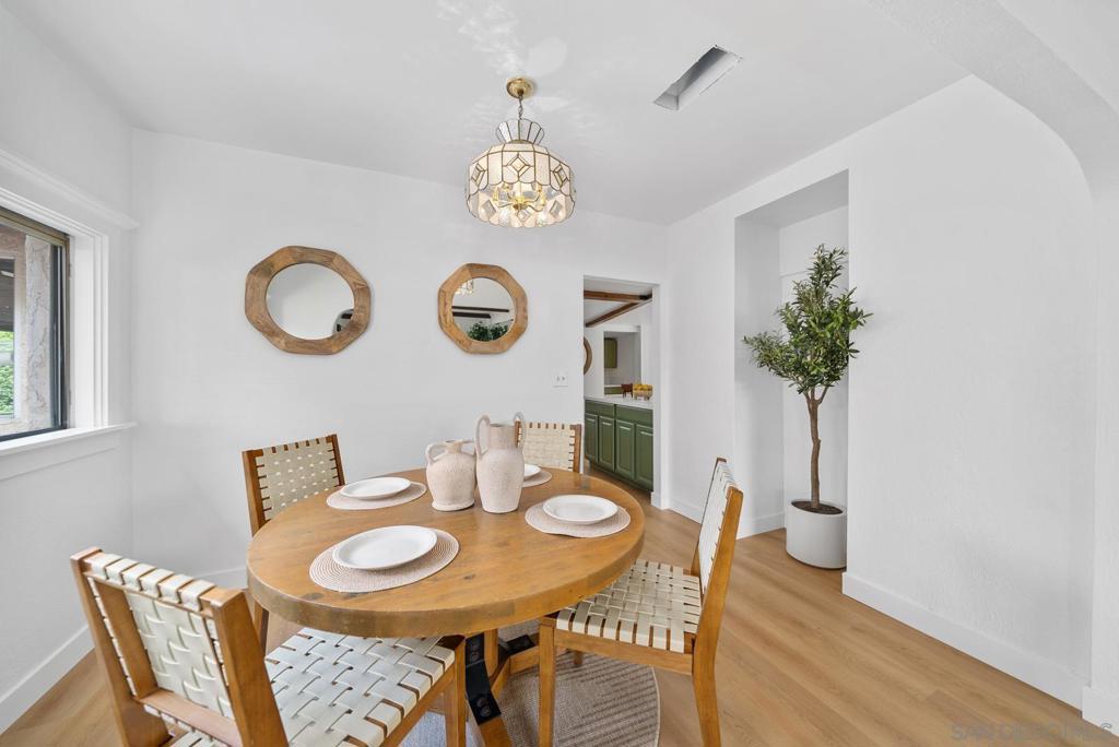 9627 1/2 Los Coches Rd