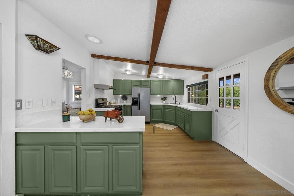 9627 1/2 Los Coches Rd