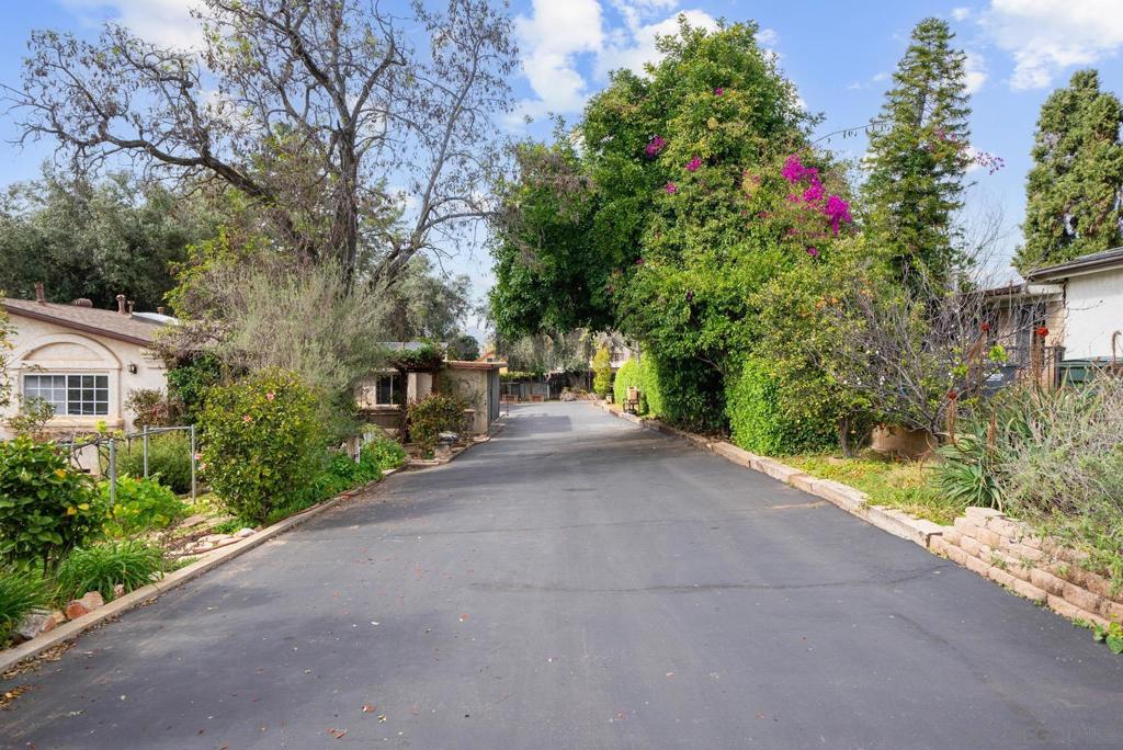 9627 1/2 Los Coches Rd