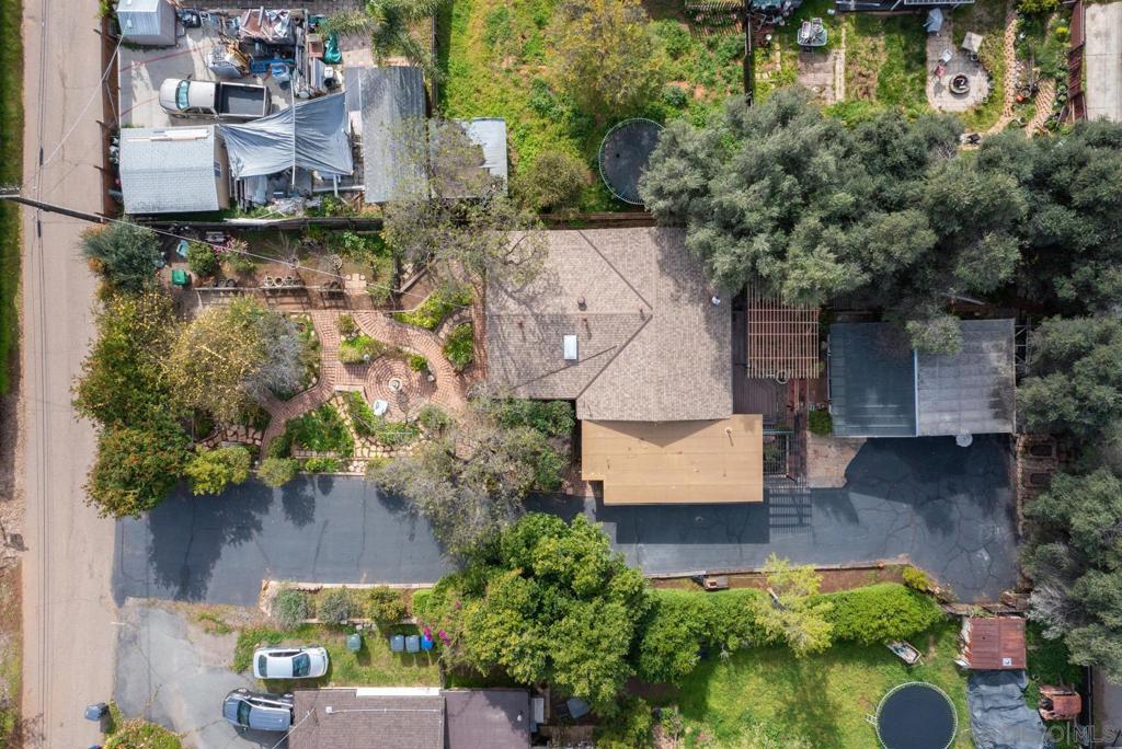 9627 1/2 Los Coches Rd