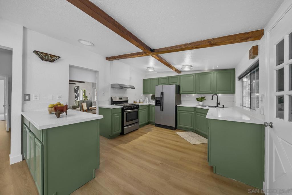 9627 1/2 Los Coches Rd