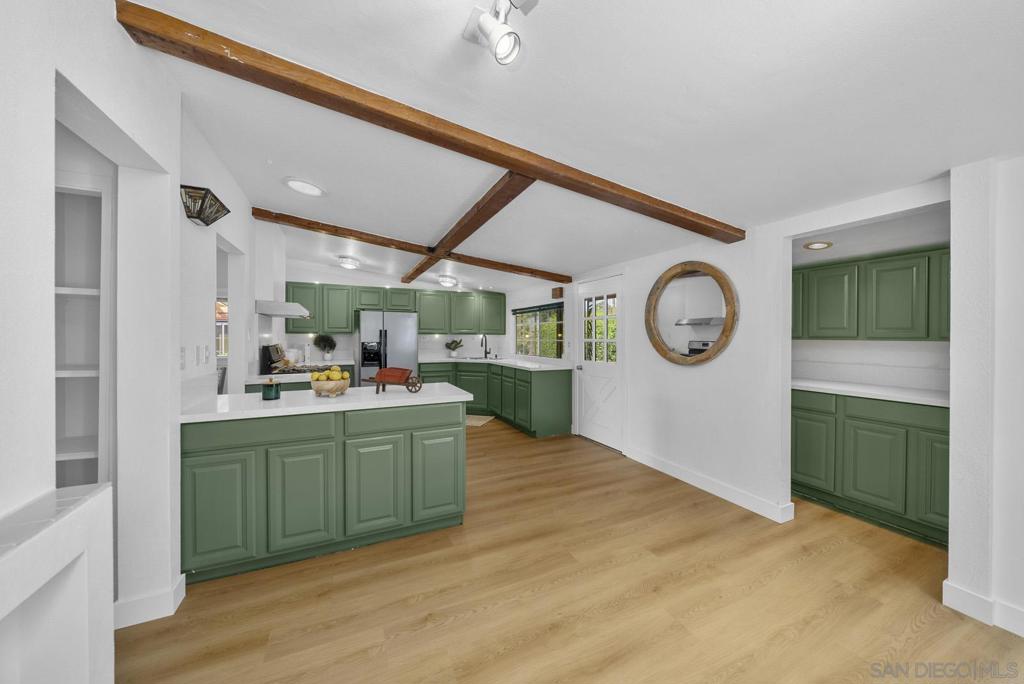 9627 1/2 Los Coches Rd