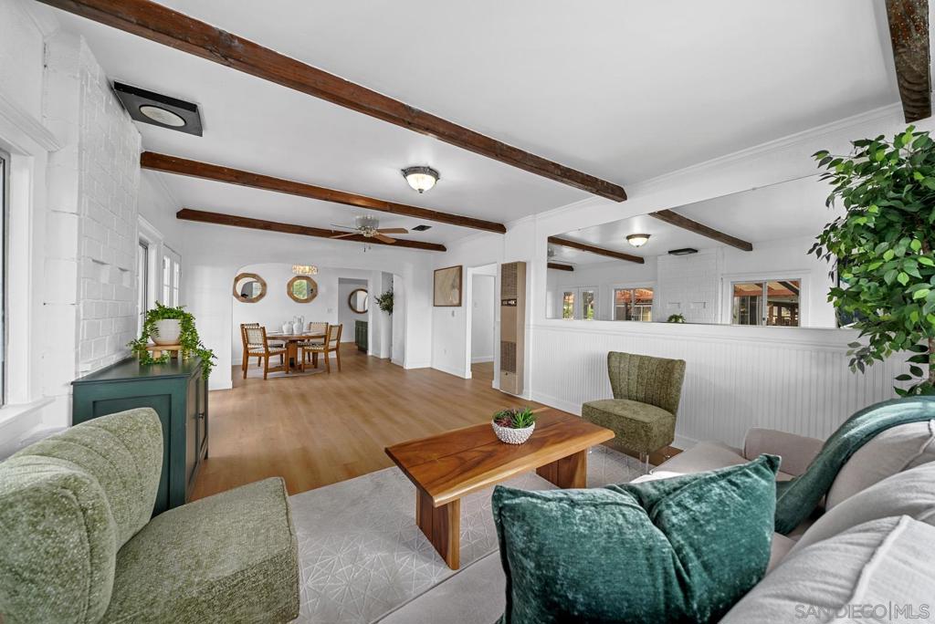 9627 1/2 Los Coches Rd