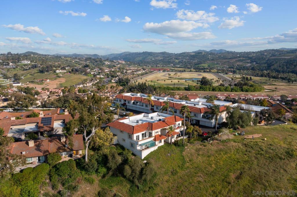 31940 Del Cielo Este D5