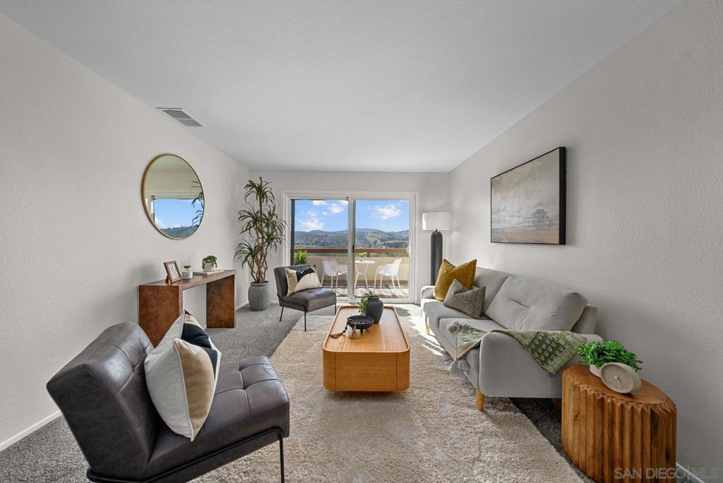 31940 Del Cielo Este D5