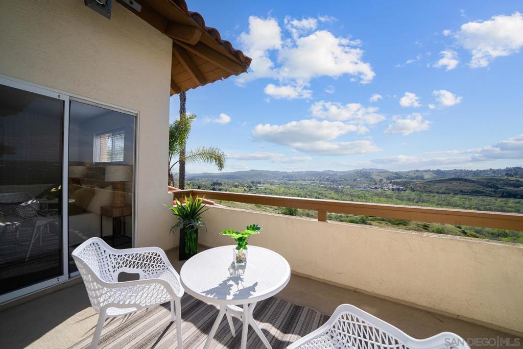 31940 Del Cielo Este D5