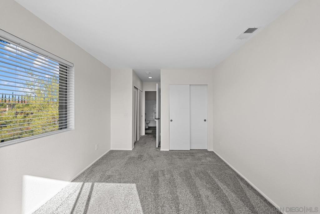 31940 Del Cielo Este D5