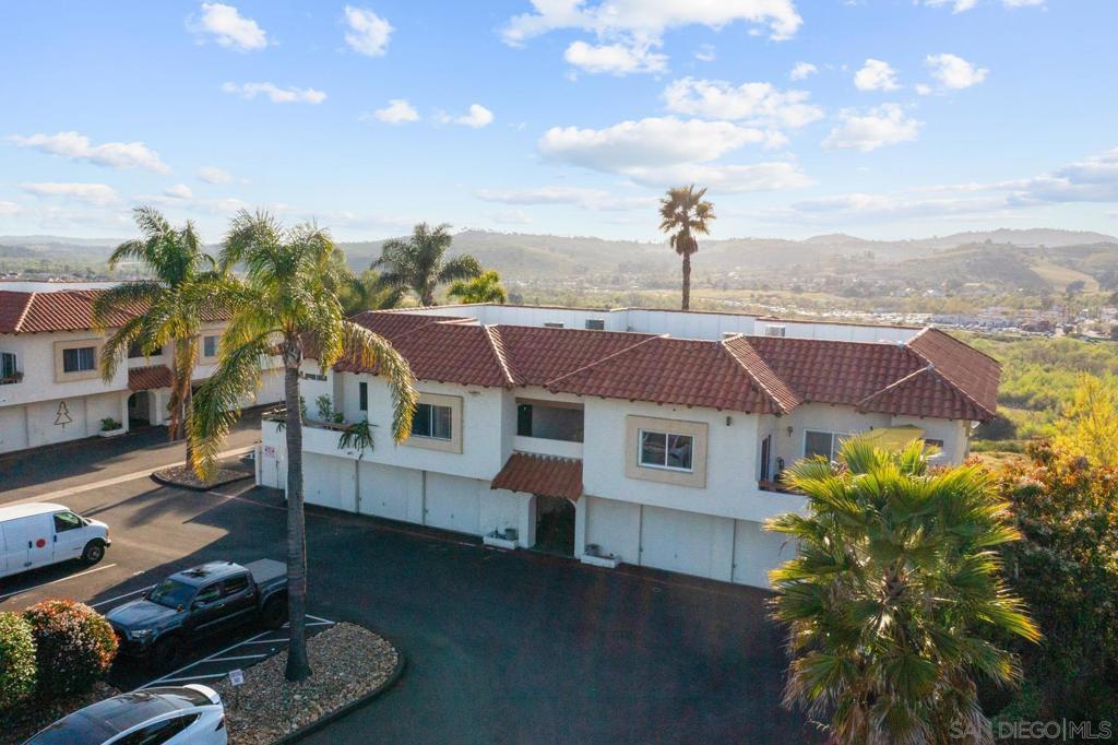 31940 Del Cielo Este D5