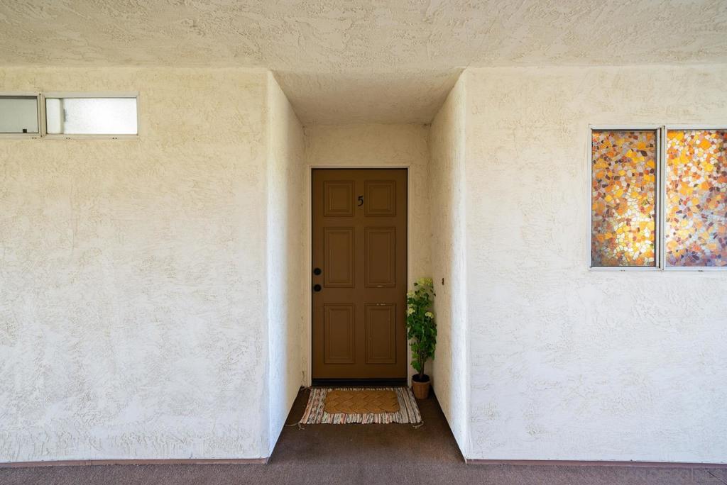 31940 Del Cielo Este D5