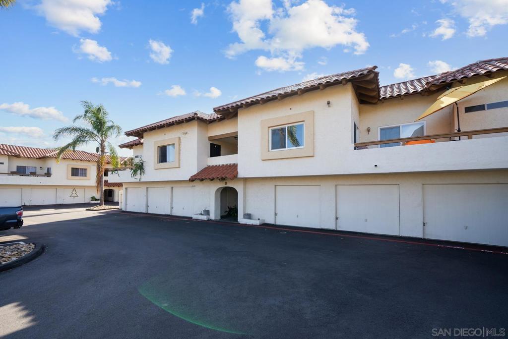 31940 Del Cielo Este D5