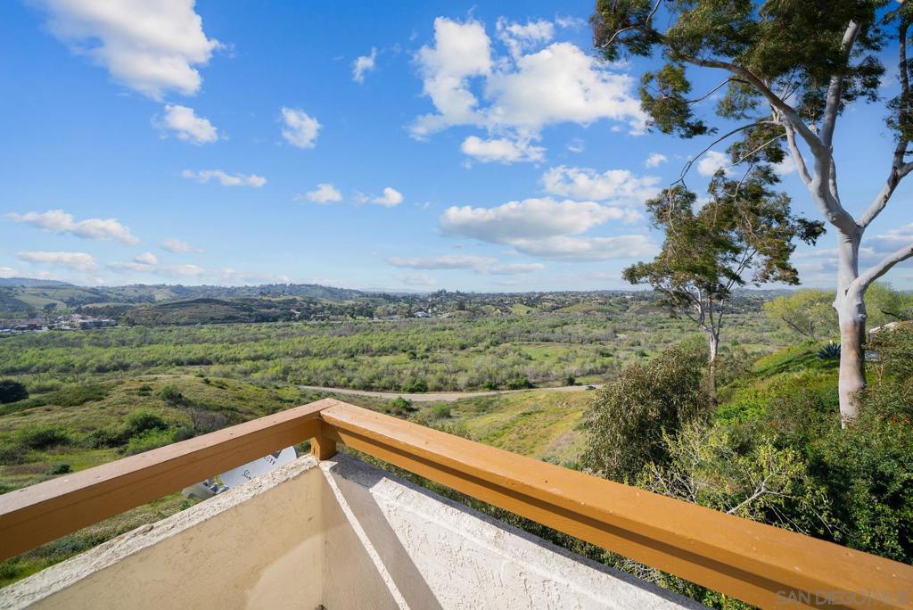 31940 Del Cielo Este D5