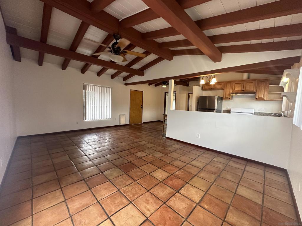 2803 Sweetwater Rd