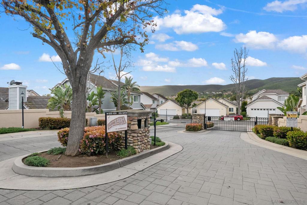 10352 Rancho Carmel Dr