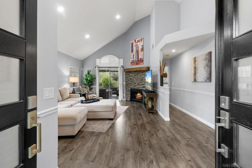 10352 Rancho Carmel Dr