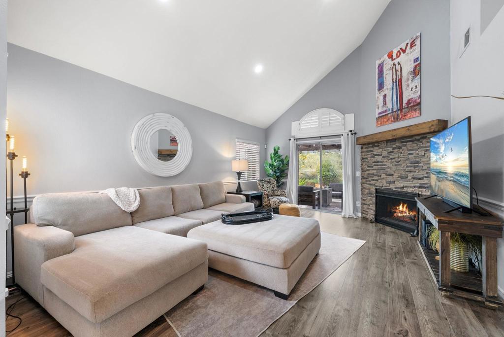 10352 Rancho Carmel Dr