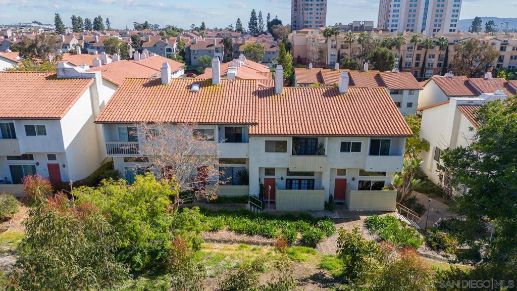 3878 La Jolla Village Dr