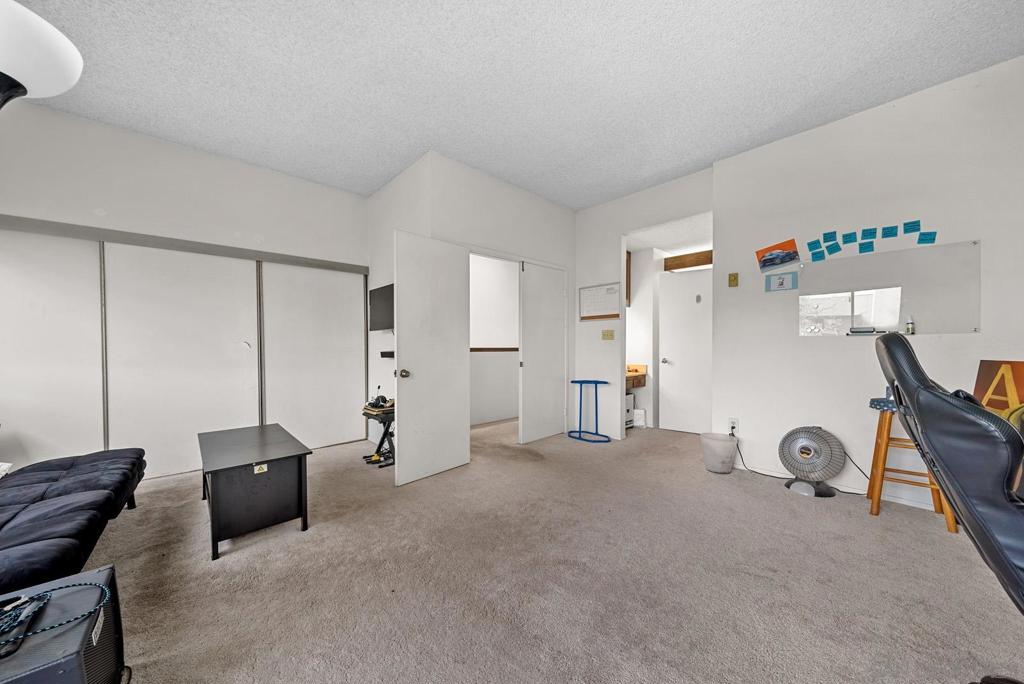 3878 La Jolla Village Dr