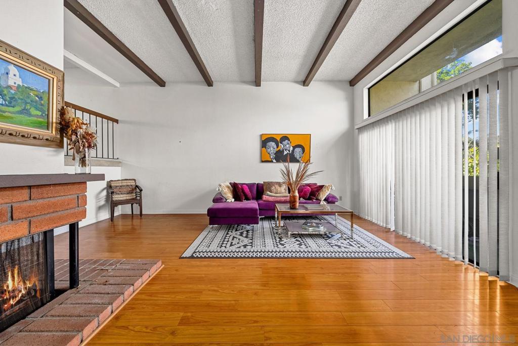 3878 La Jolla Village Dr