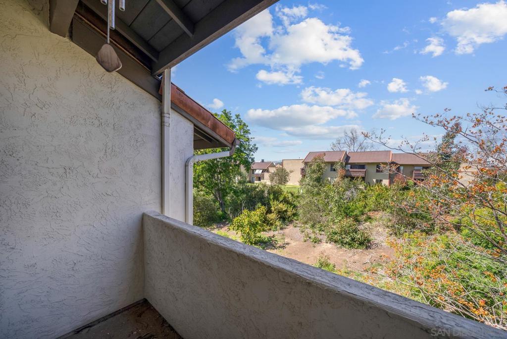 3878 La Jolla Village Dr