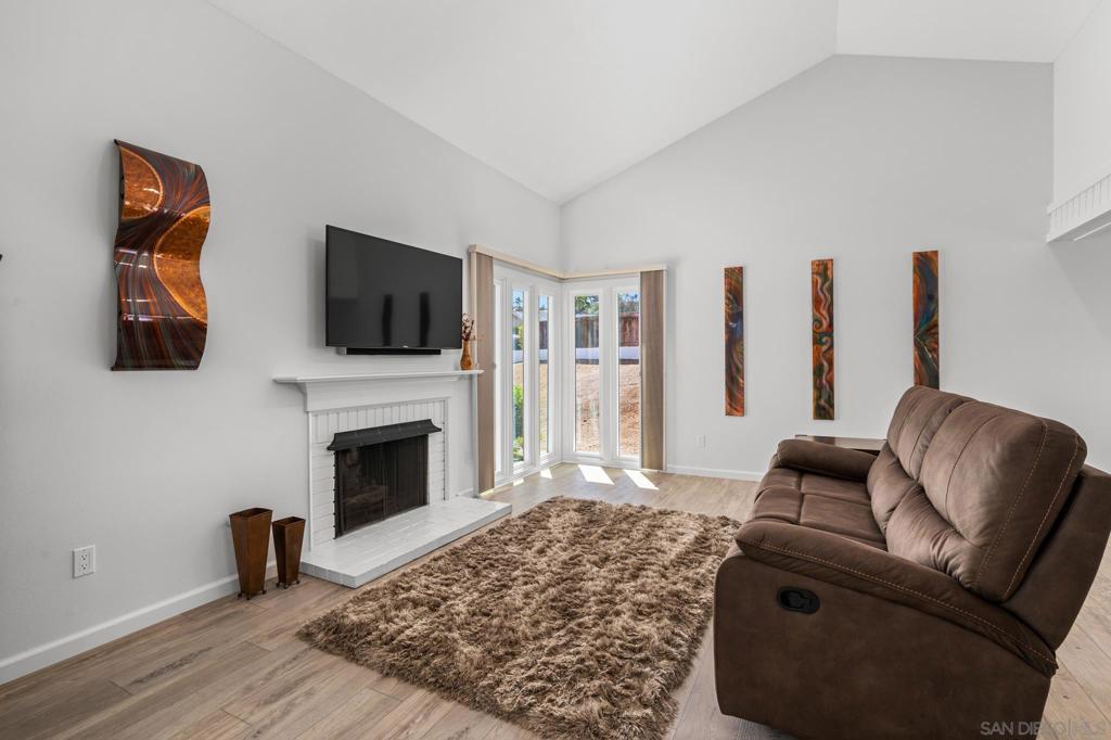 12196 San Tomas Place