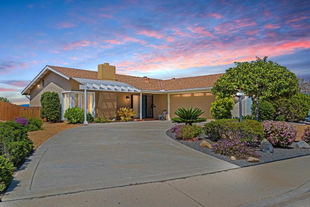 12196 San Tomas Place